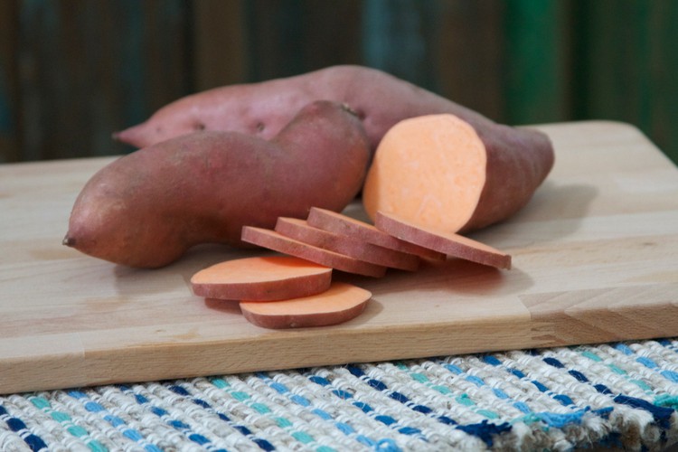 Juicing Sweet Potatoes: How to juice Sweet Potatoes | JuiceRecipes.com