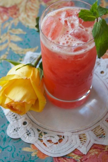 Strawberry Mint Julep JuiceRecipes