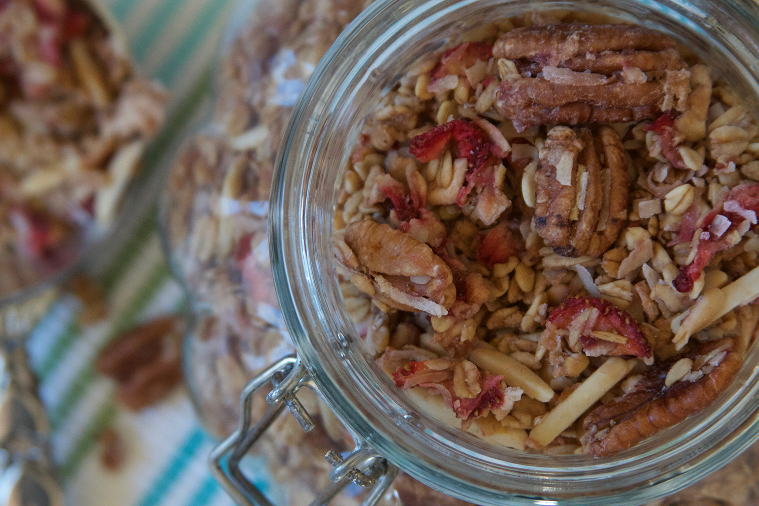 How To Make Your Own Homemade Granola Using Juice Pulp